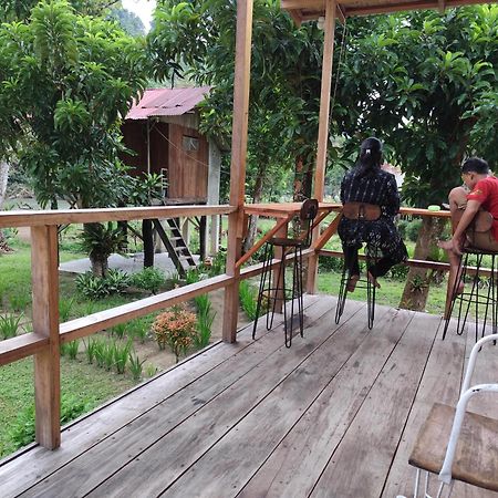 Bua Guesthouse Tangkahan Экстерьер фото